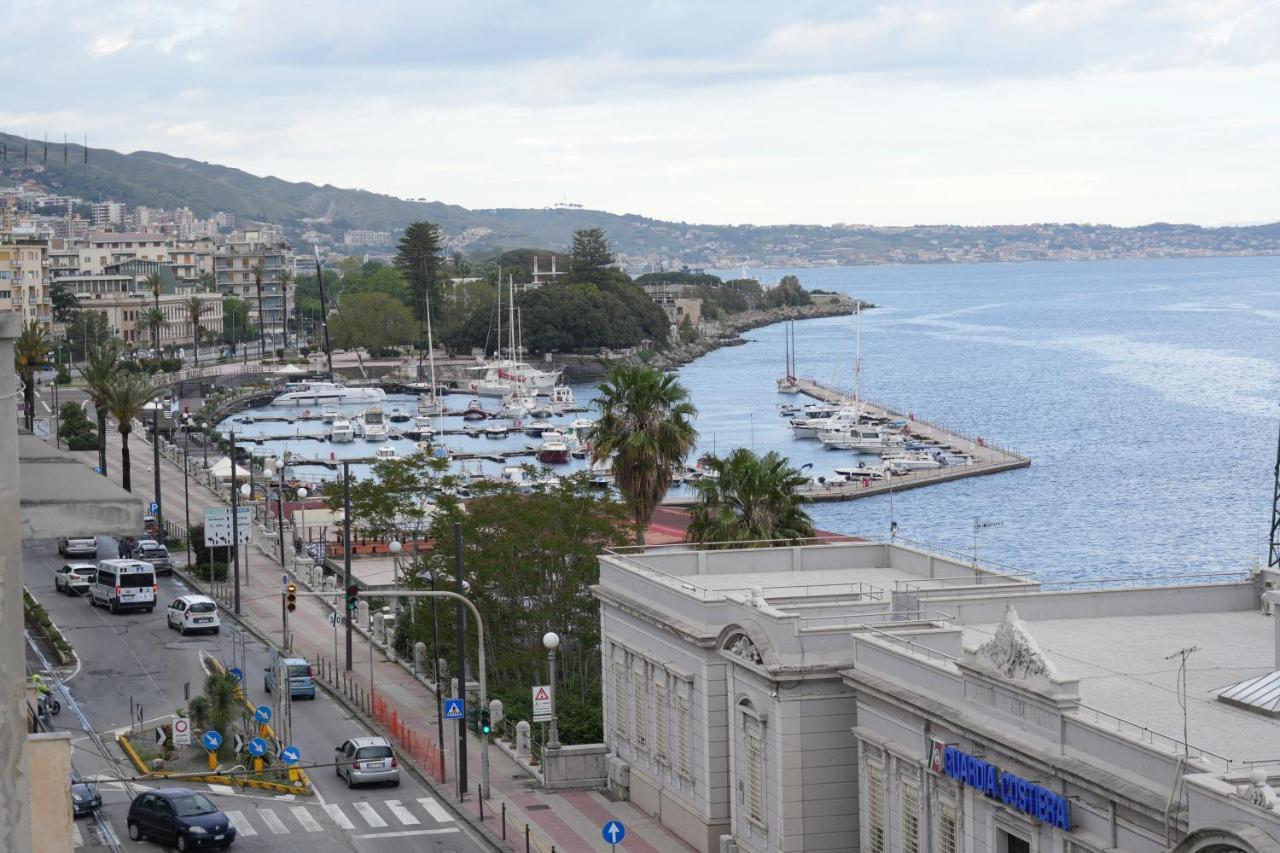 Jolly Charme Suite Messina Exterior foto
