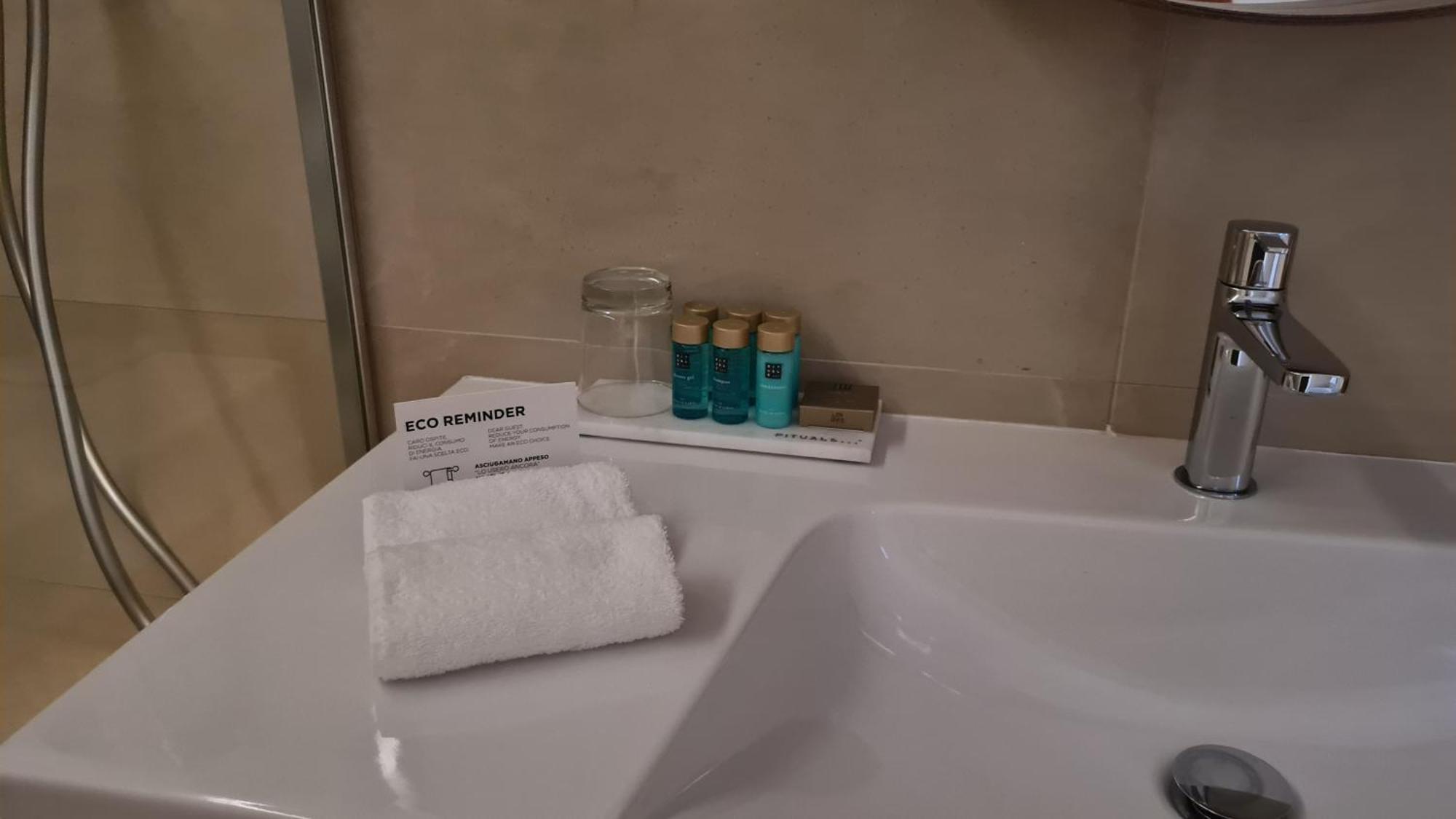 Jolly Charme Suite Messina Exterior foto